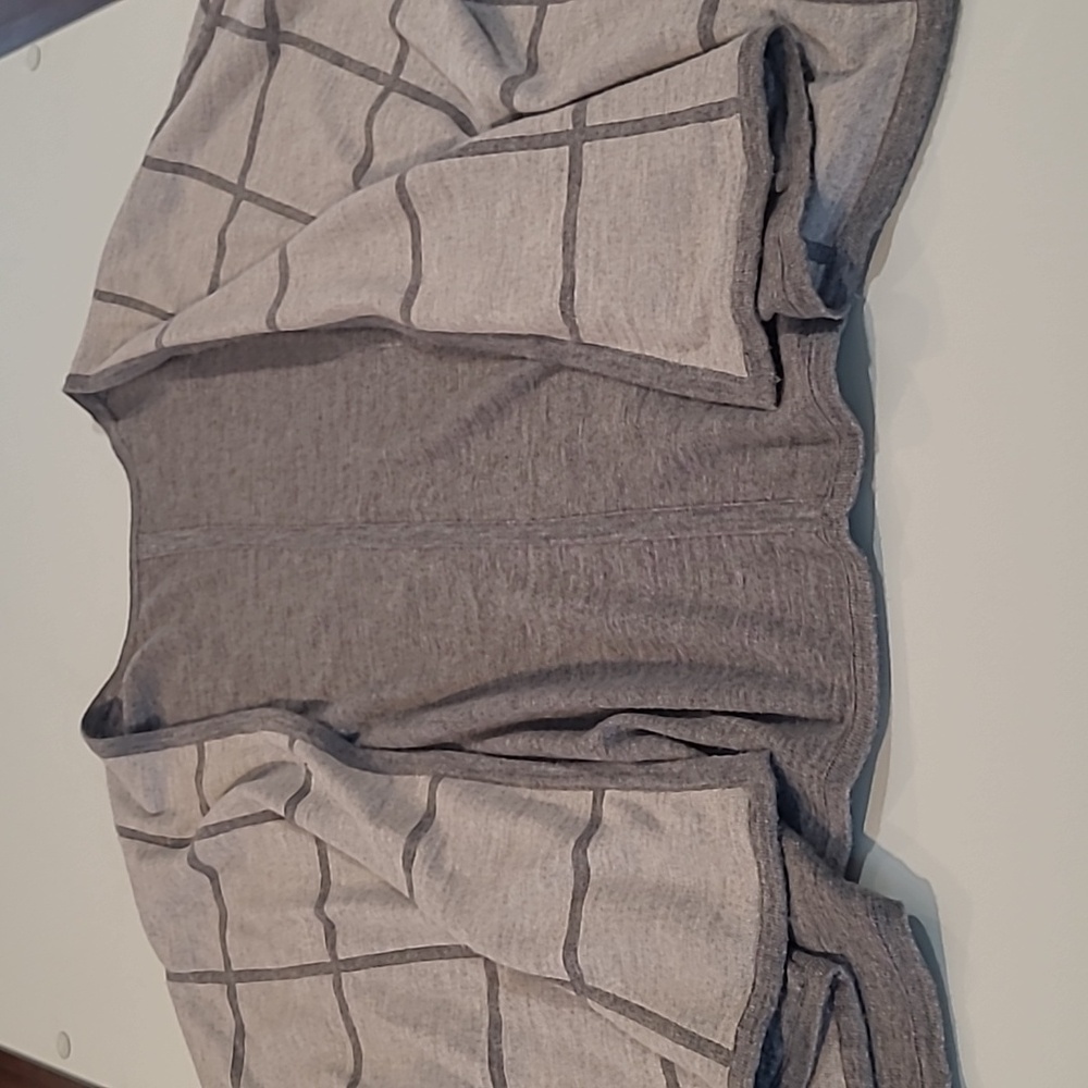 Euc Athleta Grey Reversible Polyester/Merino Wool… - image 8